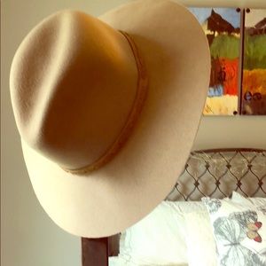 RAG & BONE HAT!!